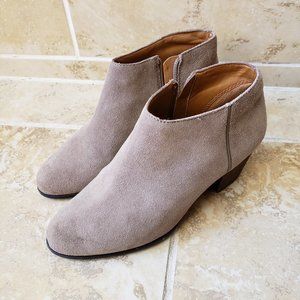 Women's Lucky Brand Ankle Bootie - Taupe Suede - Size 36/6M